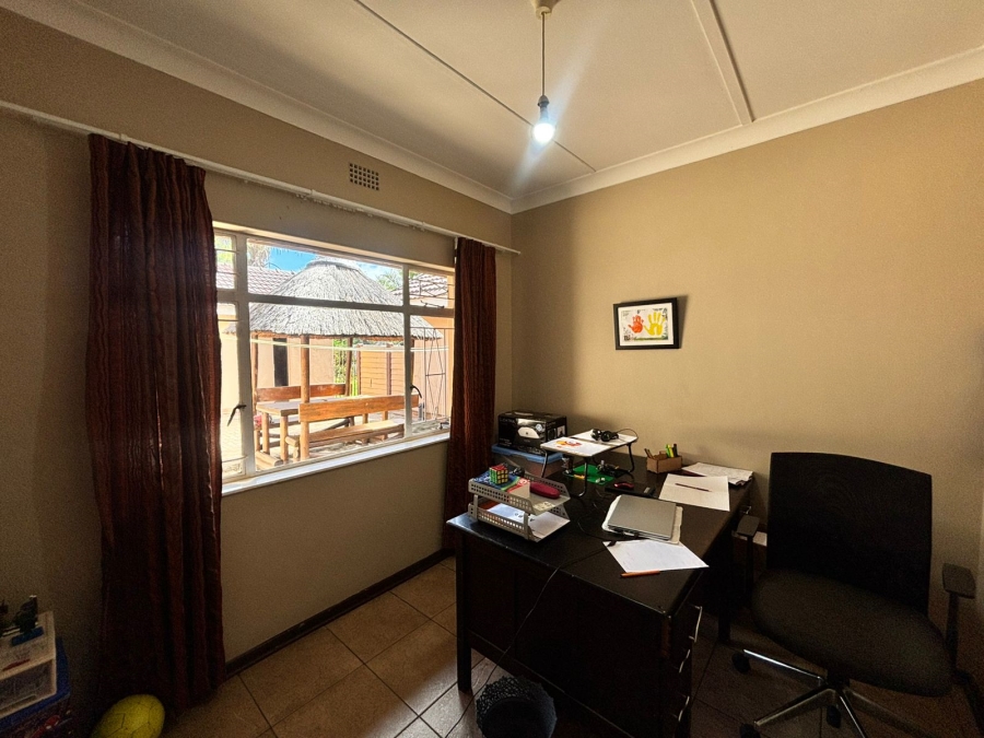 3 Bedroom Property for Sale in La Hoff North West